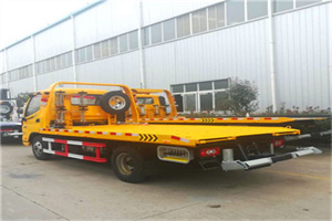 建水附近拖车救援搭电